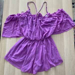 Do+Be Kinley Cold Shoulder Romper